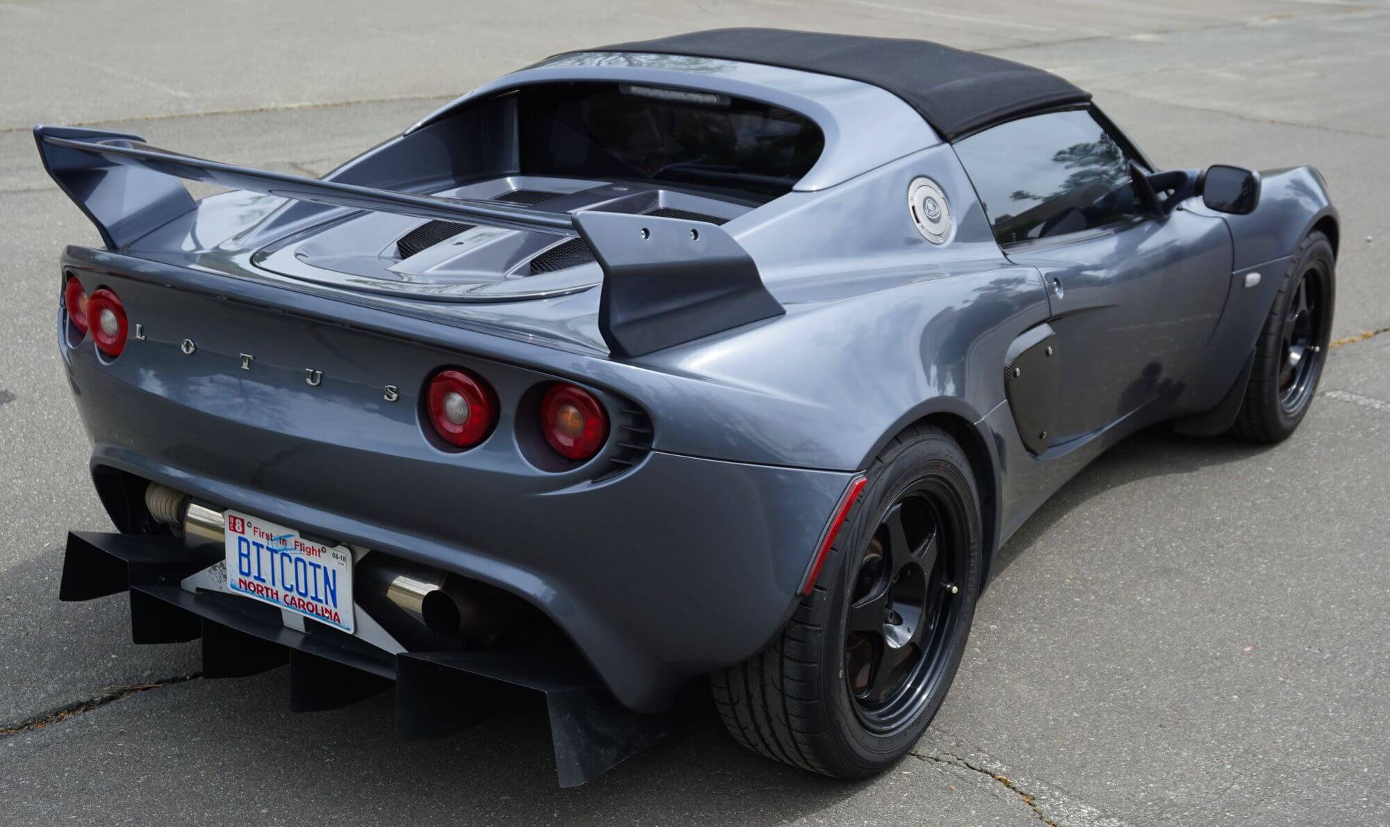 Lotus-with-bitcoin-license-plate